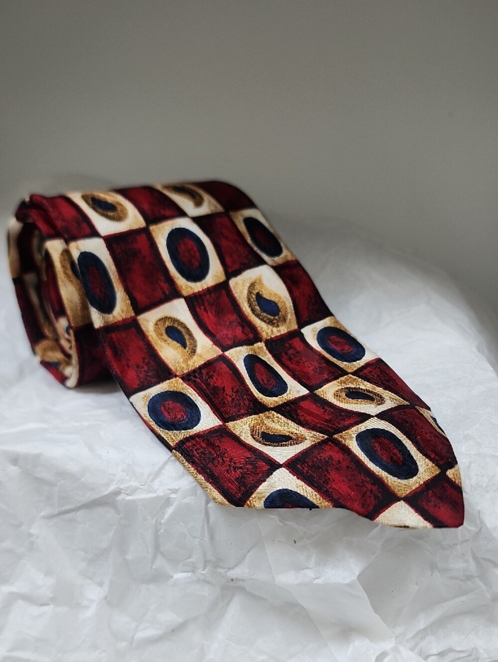 Ferrell Reed Geometric Pattern Necktie in Red, Gold & Navy